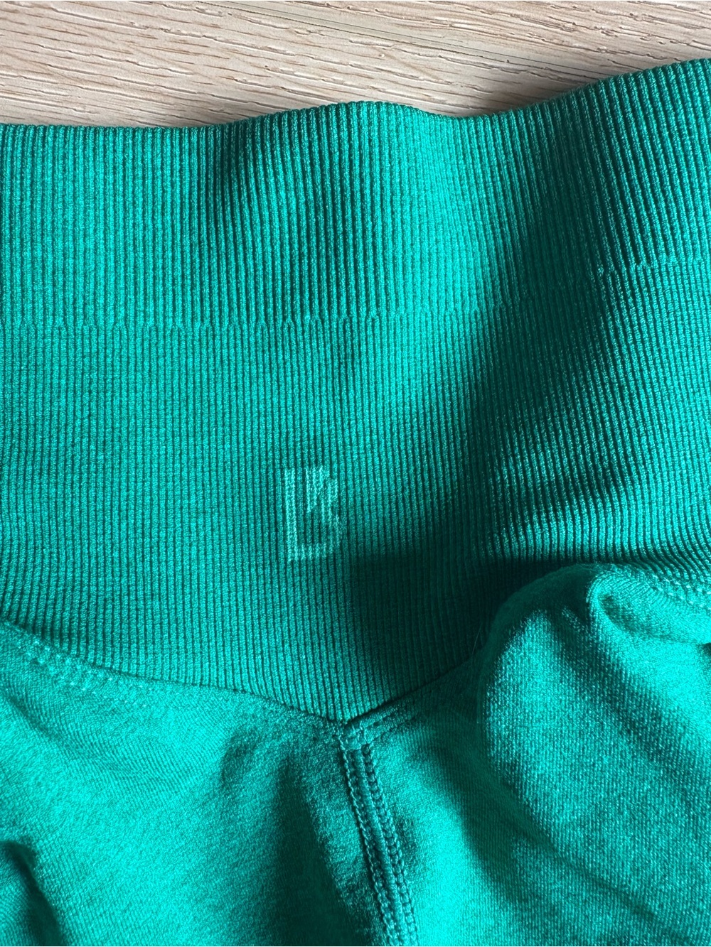 Buffbunny Miracle Seamless Shorts 6” - Picture 3 of 7